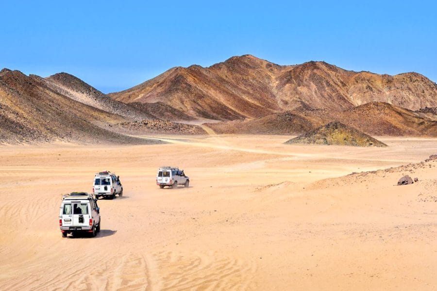 Un Meraviglioso Scatto Di Qualche 4 Jeep Da Uno Di Viaggi Safari